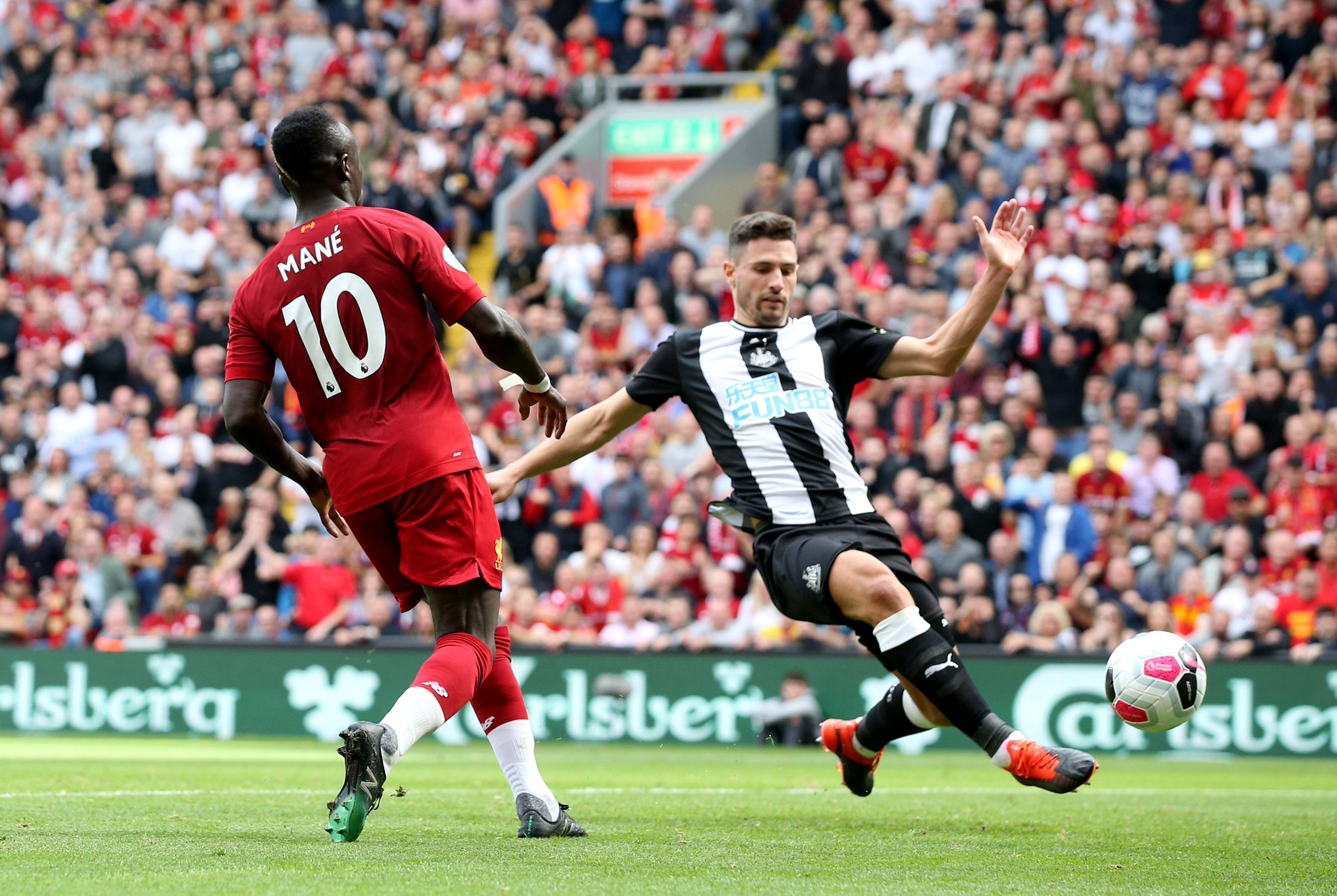 的球员能直 的球员能直